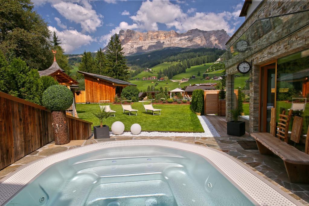 La Bercia Alpine Lodge & Spa La Villa  Exterior photo